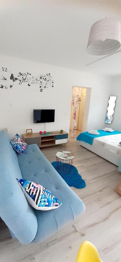 Lennida Studio Apartman With Free Parking Kavran Exterior photo