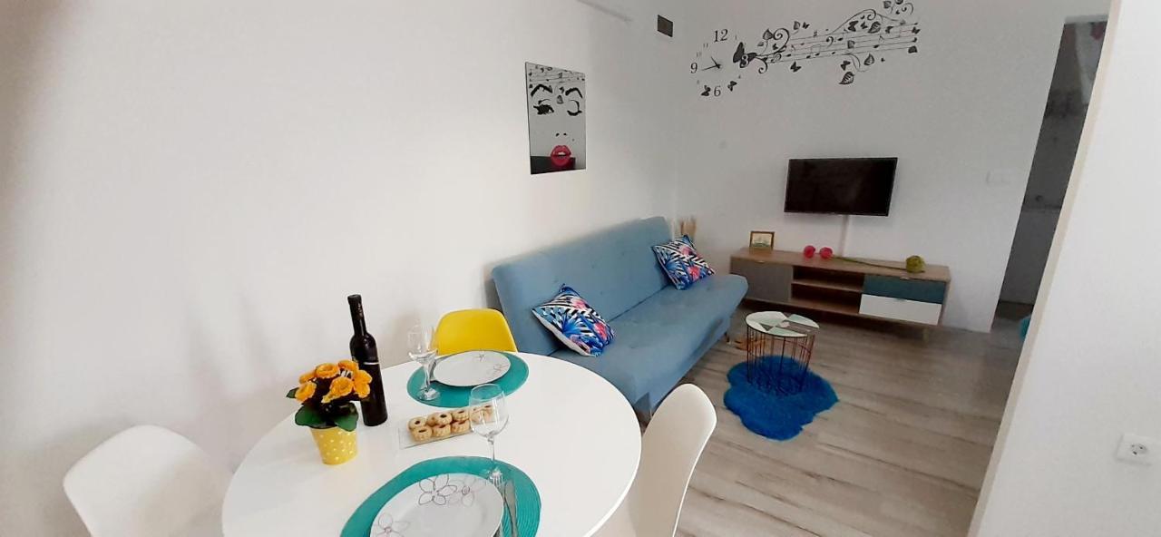 Lennida Studio Apartman With Free Parking Kavran Exterior photo