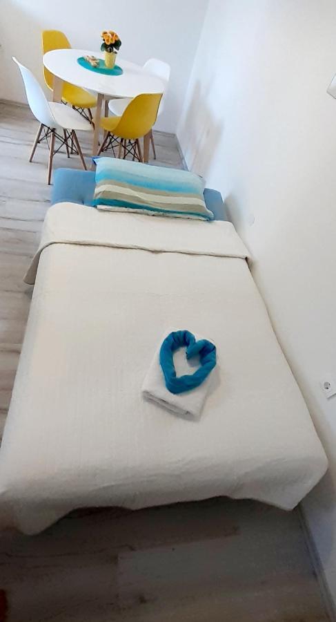 Lennida Studio Apartman With Free Parking Kavran Exterior photo